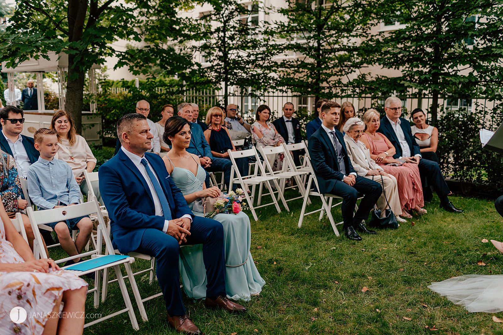 Humanistyczny ślub plenerowy - zdjęcia. Fotograf ślubny, fotograf na ślub.