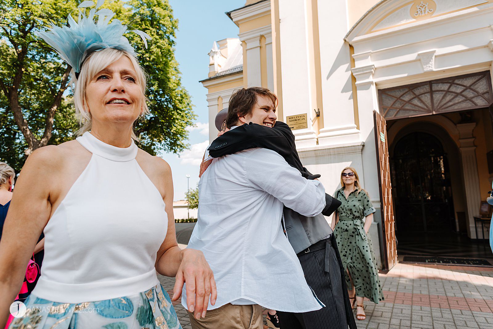 Ślub w kościele św. Wojciecha w Koninie. Fotograf ślubny - Konin - zdjęcia.