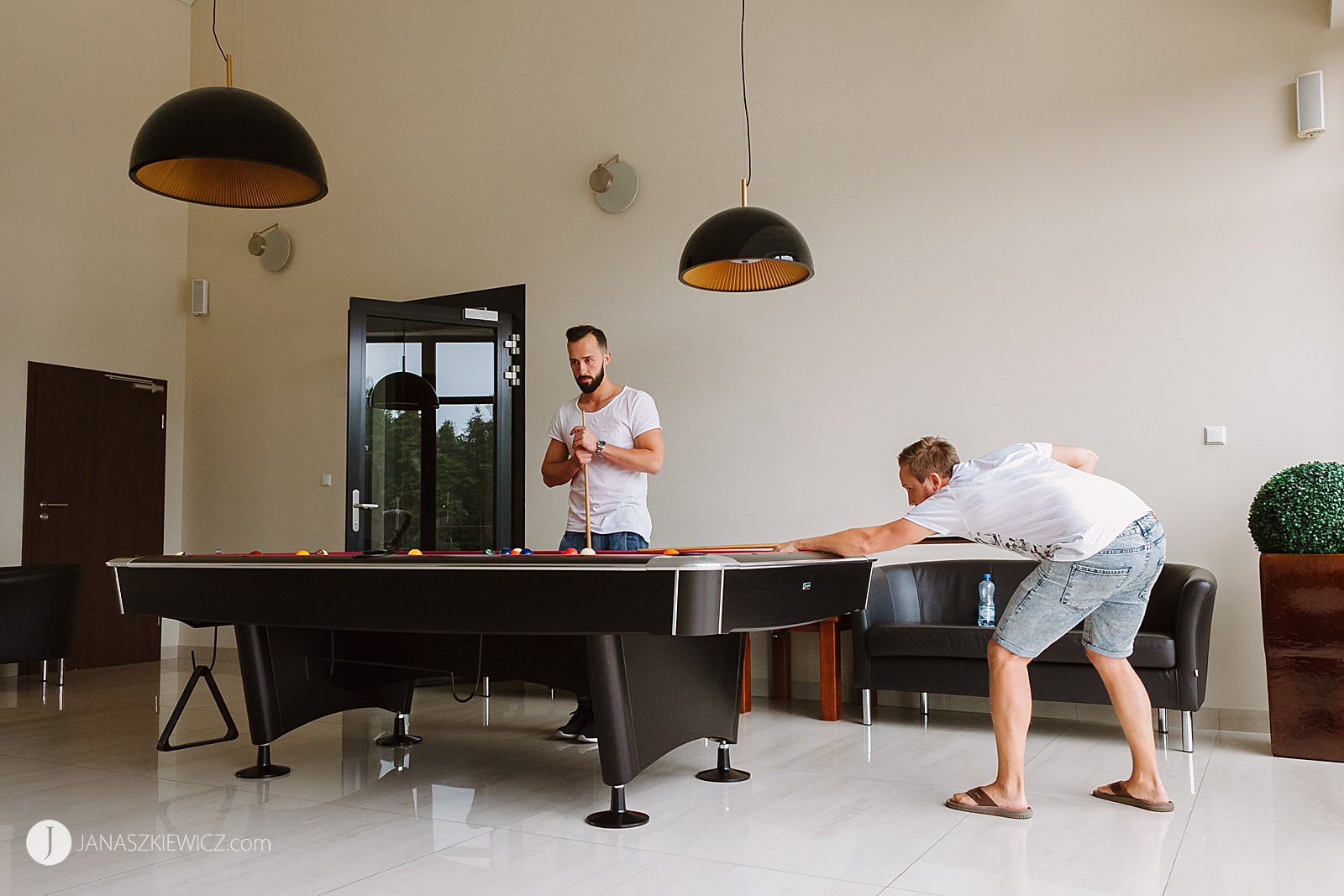 Przygotowania do ślubu i wesela - Hotel Gerczak Jażdżówki. Zdjęcia ślubne. Fotograf na ślub.