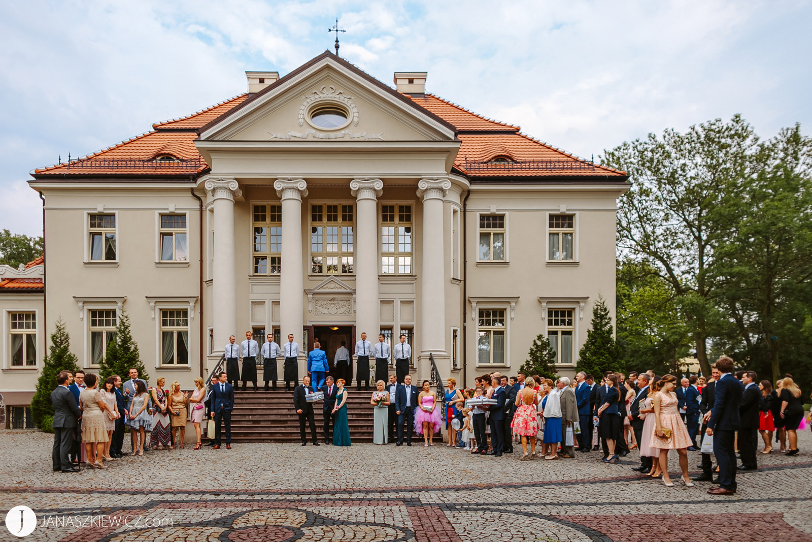 Pałac Tłokinia - wesele, zdjęcia. Fotografia ślubna.