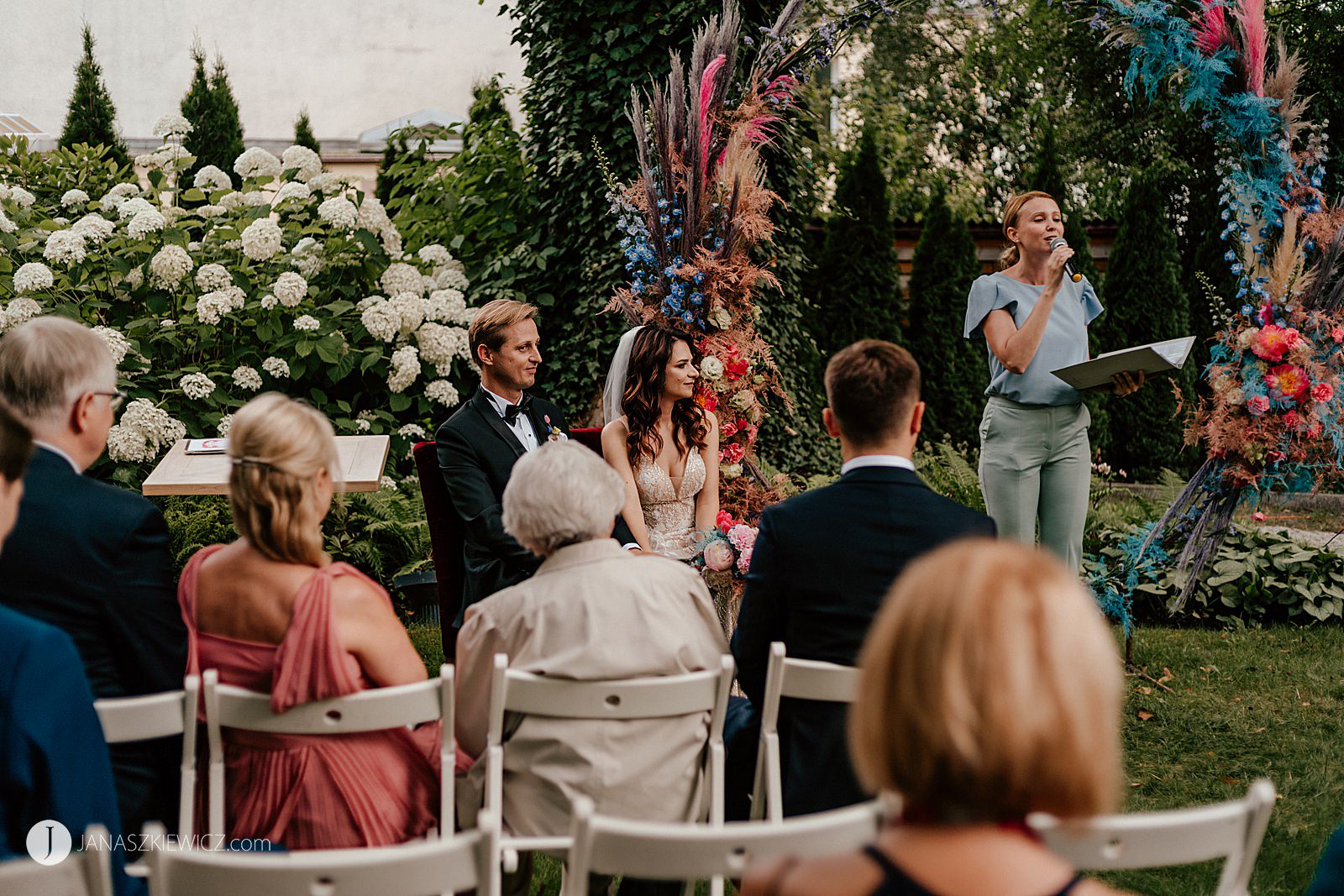 Humanistyczny ślub plenerowy - zdjęcia. Ceremonia humanistyczna Dominika Hermanowicz.