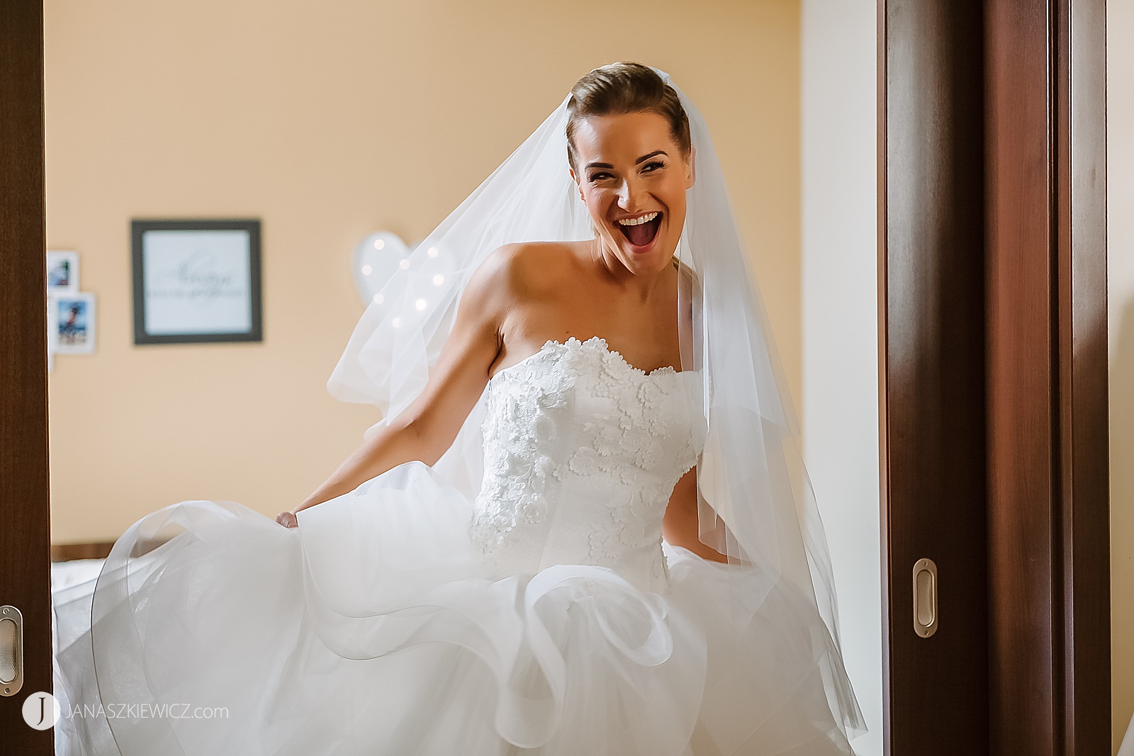 Przygotowania do ślubu i wesela - Hotel Gerczak Jażdżówki. Zdjęcia ślubne. Fotograf na ślub.