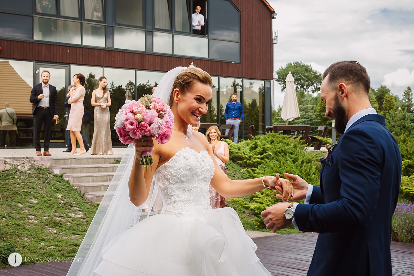 First look Pary Młodej - Hotel Gerczak Jażdżówki. Zdjęcia ślubne.