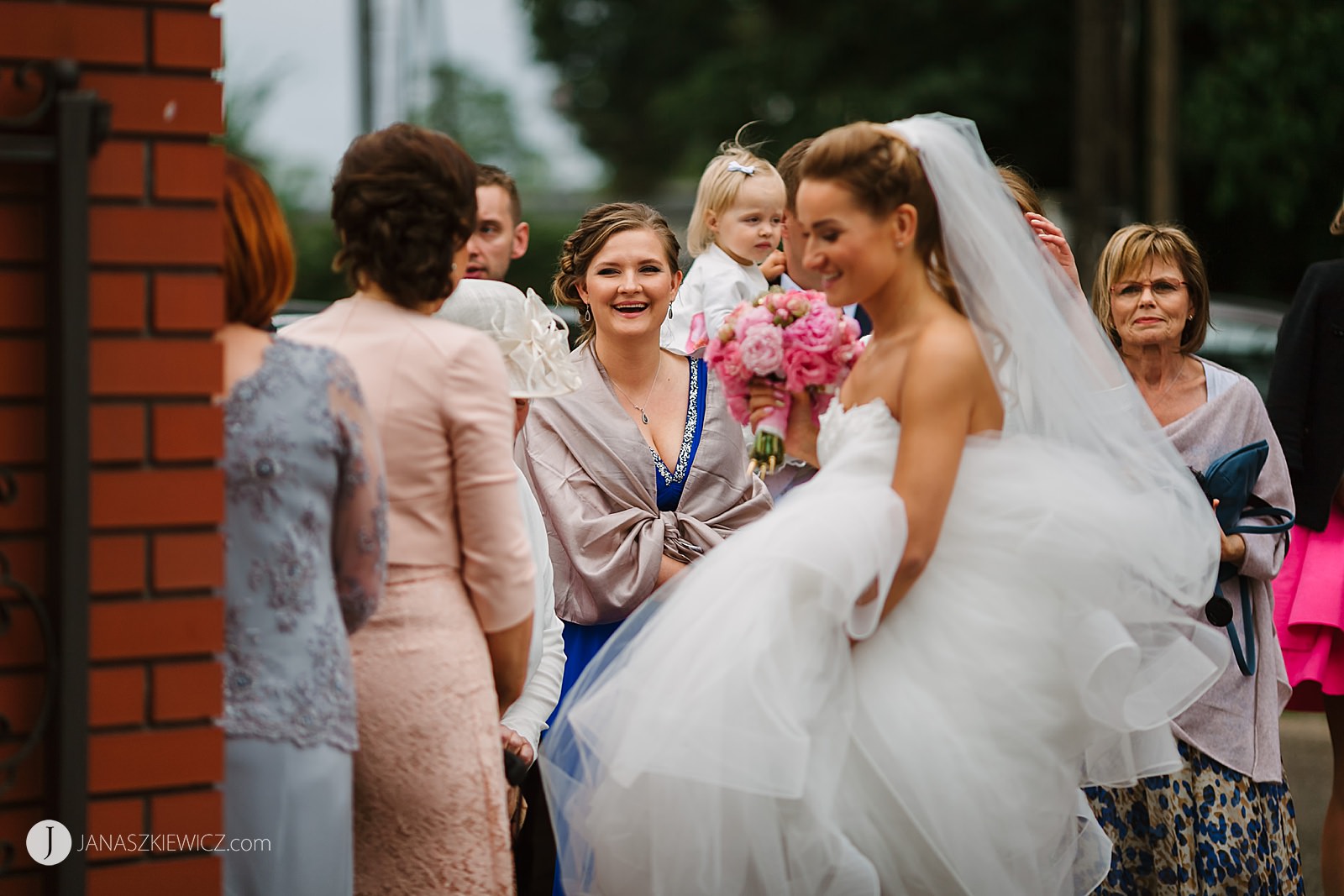 Ślub w kościele - fotograf ślubny, zdjęcia ślubne.