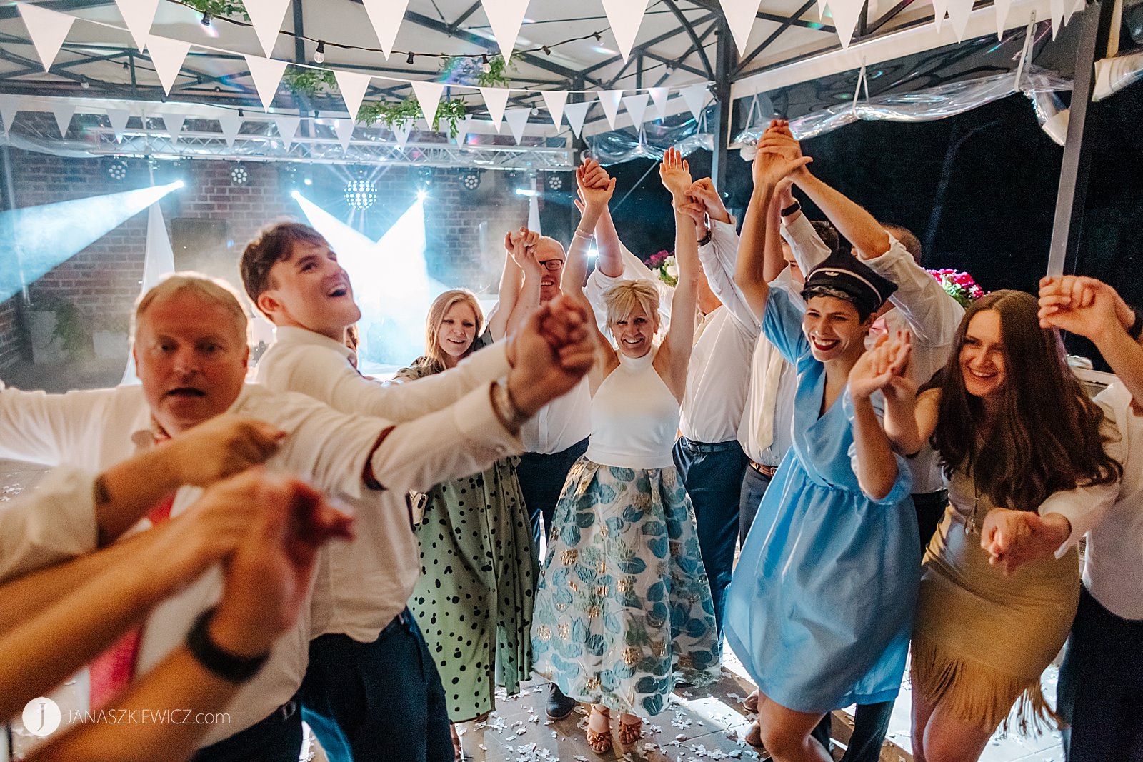 Restauracja Herbowa - Zamek Uniejów - wesele. Fotograf Łódź - zdjęcia ślubne.