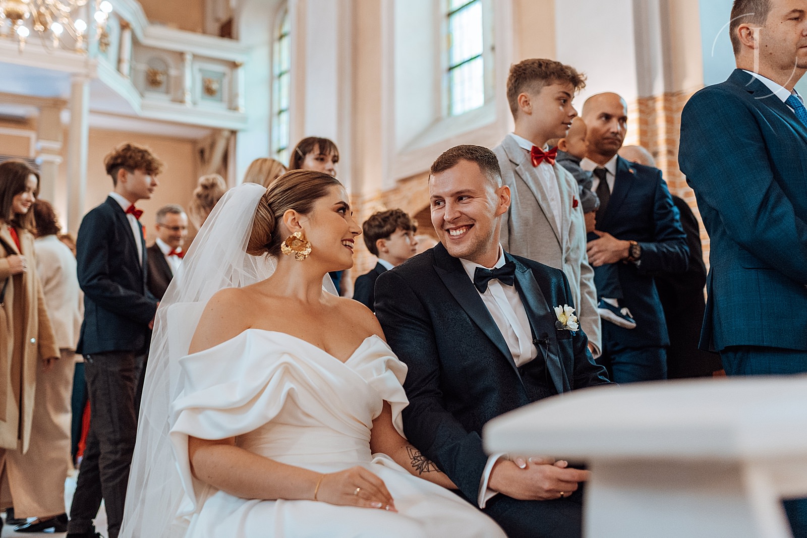 Ceremonia ślubu w kościele Świętej Trójcy we Włoszakowicach.