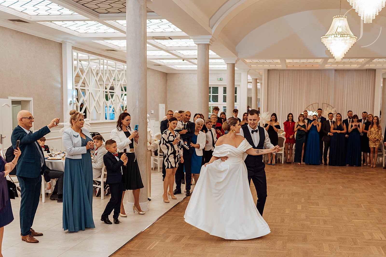 Pierwszy taniec Pary Młodej.