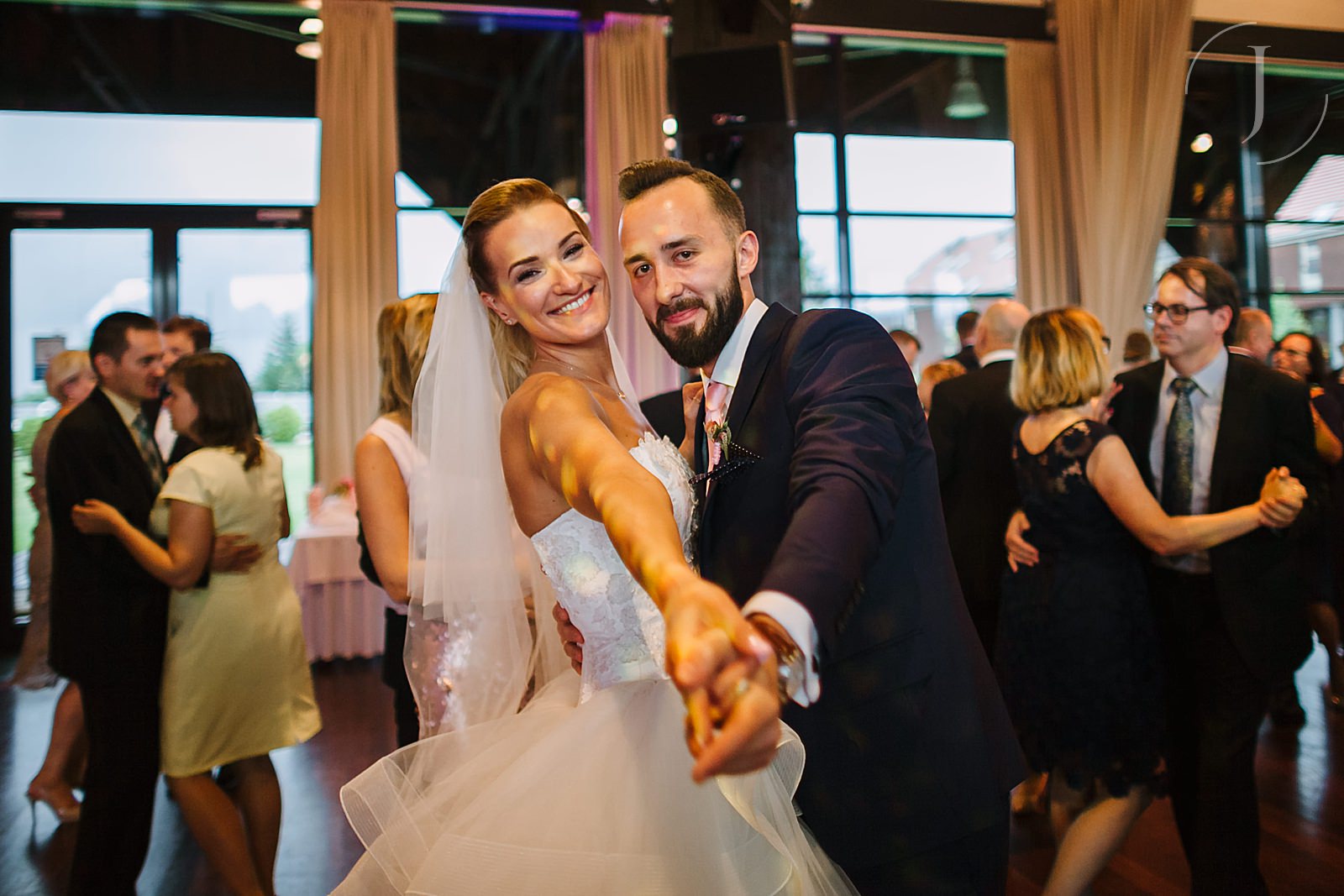 Gosia i Maciek podczas zabawy weselnej w Hotelu Gerczak
